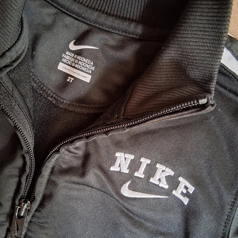 SOLD Nike Toddler Track Set with Side Stripes - Picture 3 of 10